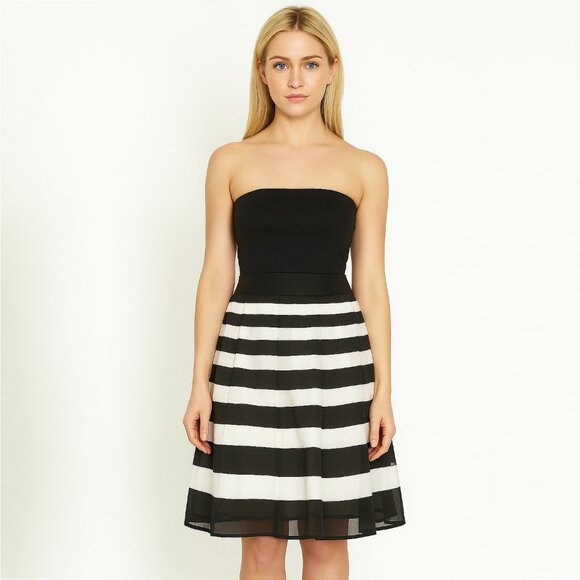 White House Black Market Dresses & Skirts - 2/$30 White House Black Market BW Striped Full Skirt 4 #9956